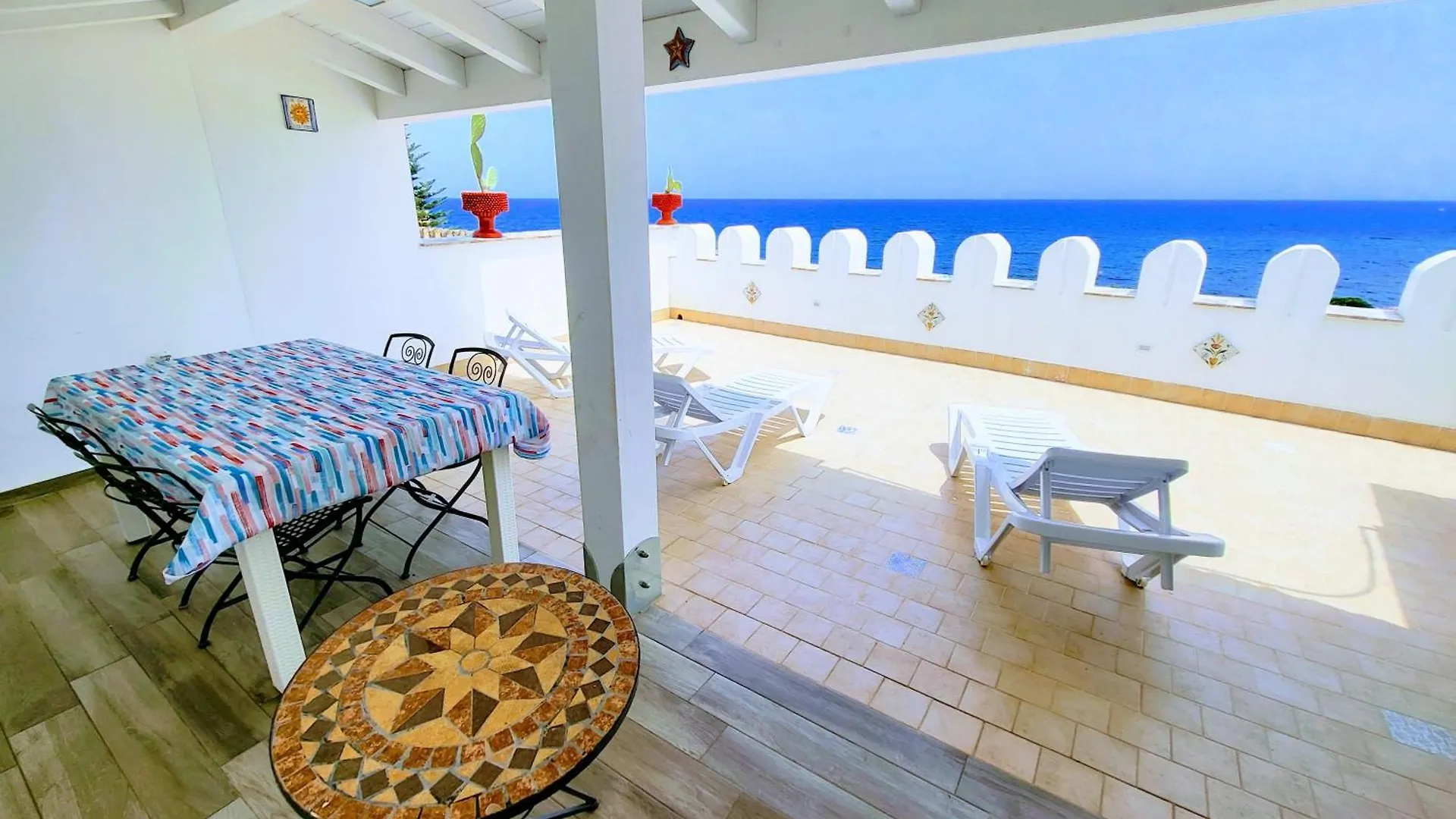 Seafront House Gabbiano Azzurro Apartment Santa Flavia