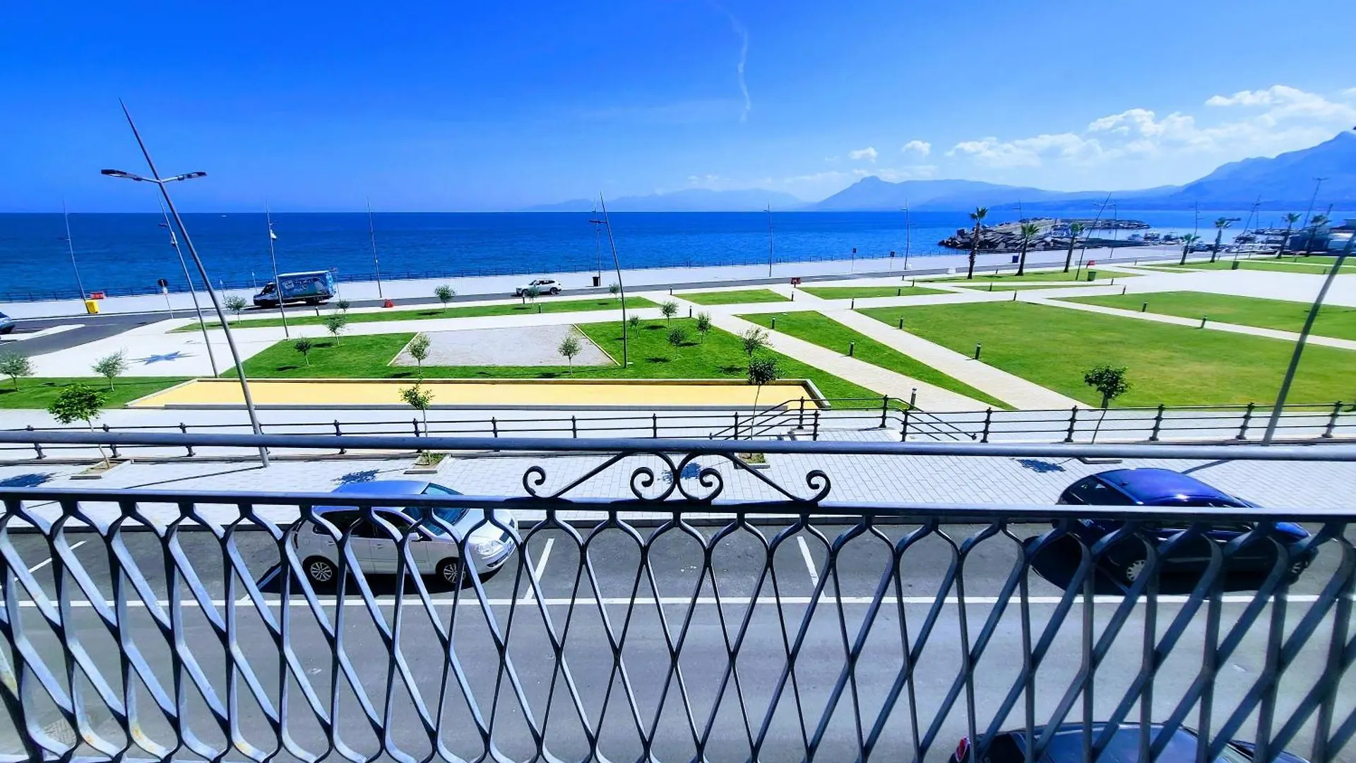 Seafront House Gabbiano Azzurro Apartment Santa Flavia 0*,  Italy