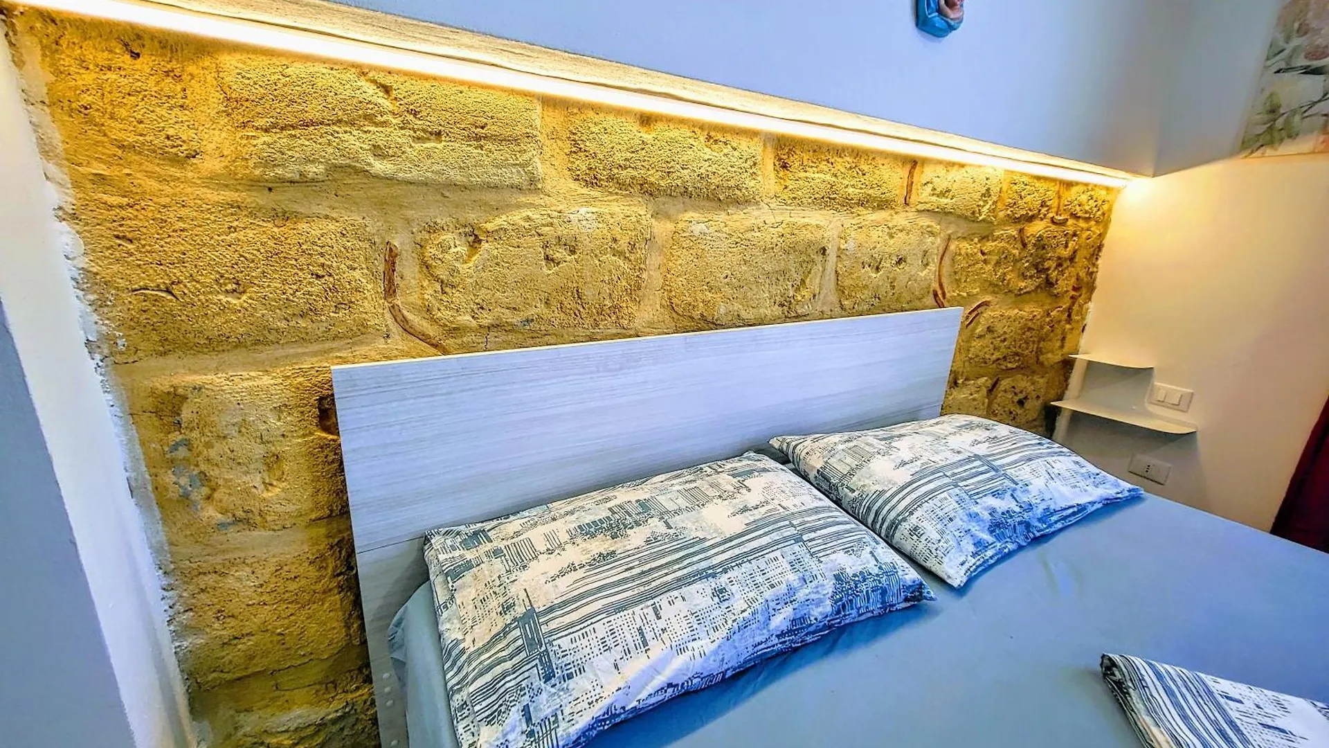Seafront House Gabbiano Azzurro Apartment Santa Flavia