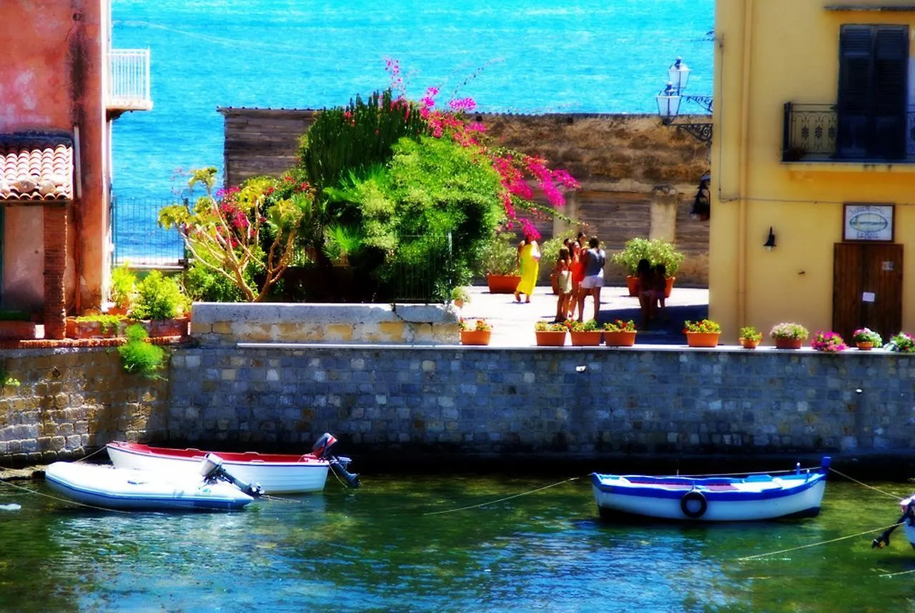 Seafront House Gabbiano Azzurro Apartment Santa Flavia Italy