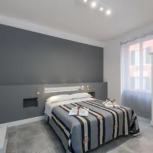 Grey House Apartment La Spezia