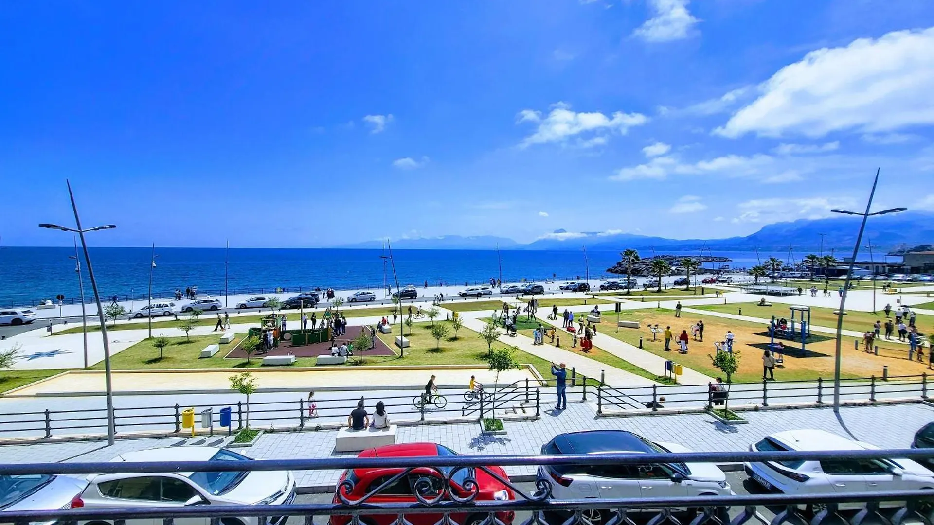 Apartament Seafront House Gabbiano Azzurro Santa Flavia Włochy